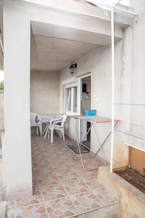 סנג' Apartmani Silvana&Vera מראה חיצוני תמונה